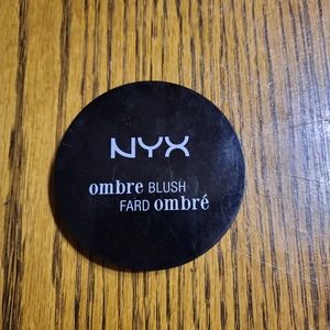 NYX Ombre Blush